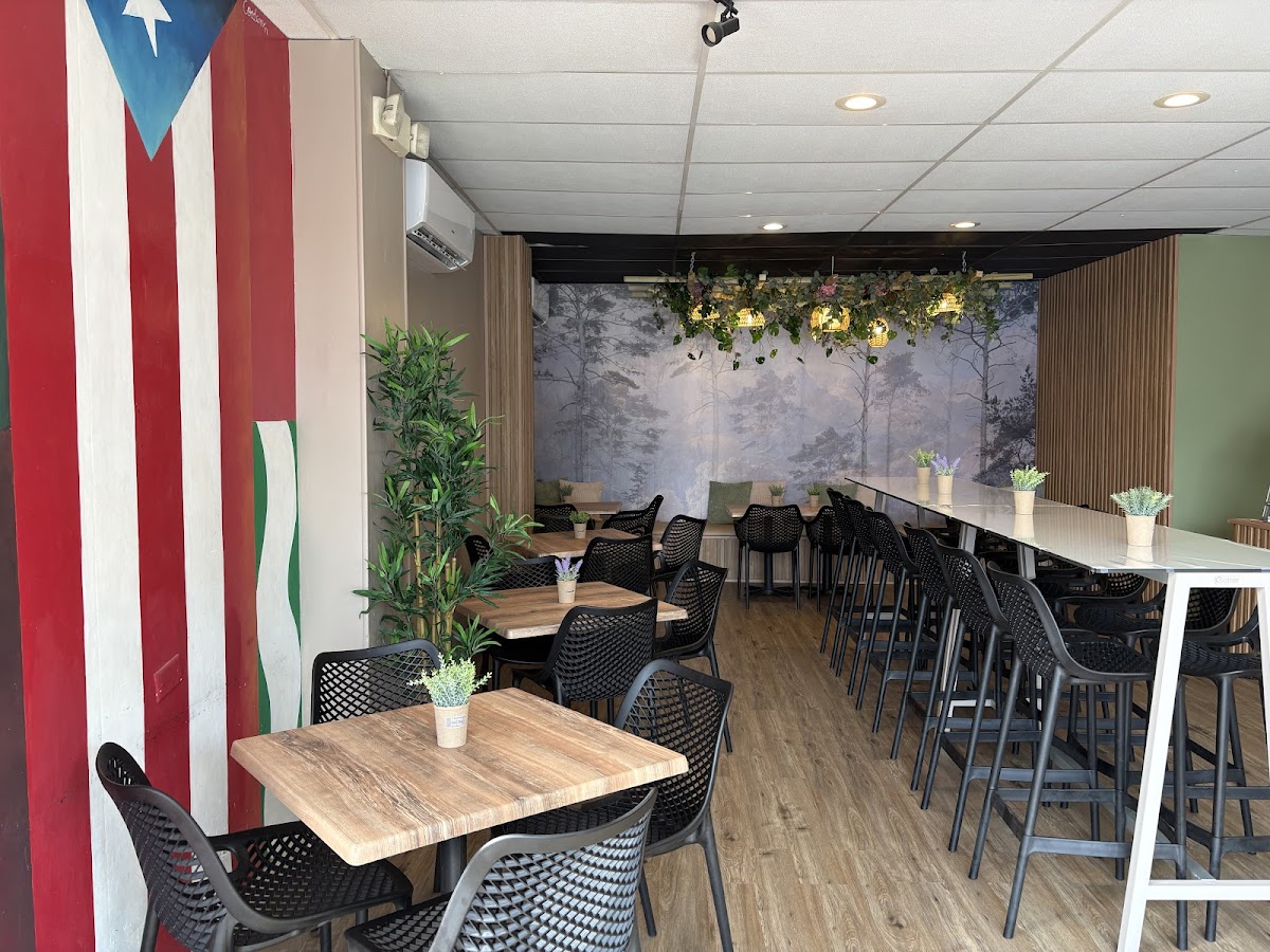 Refranes Coffee Bar